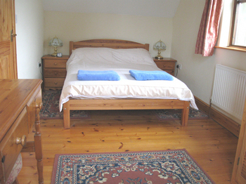 Double bedroom 500.jpg